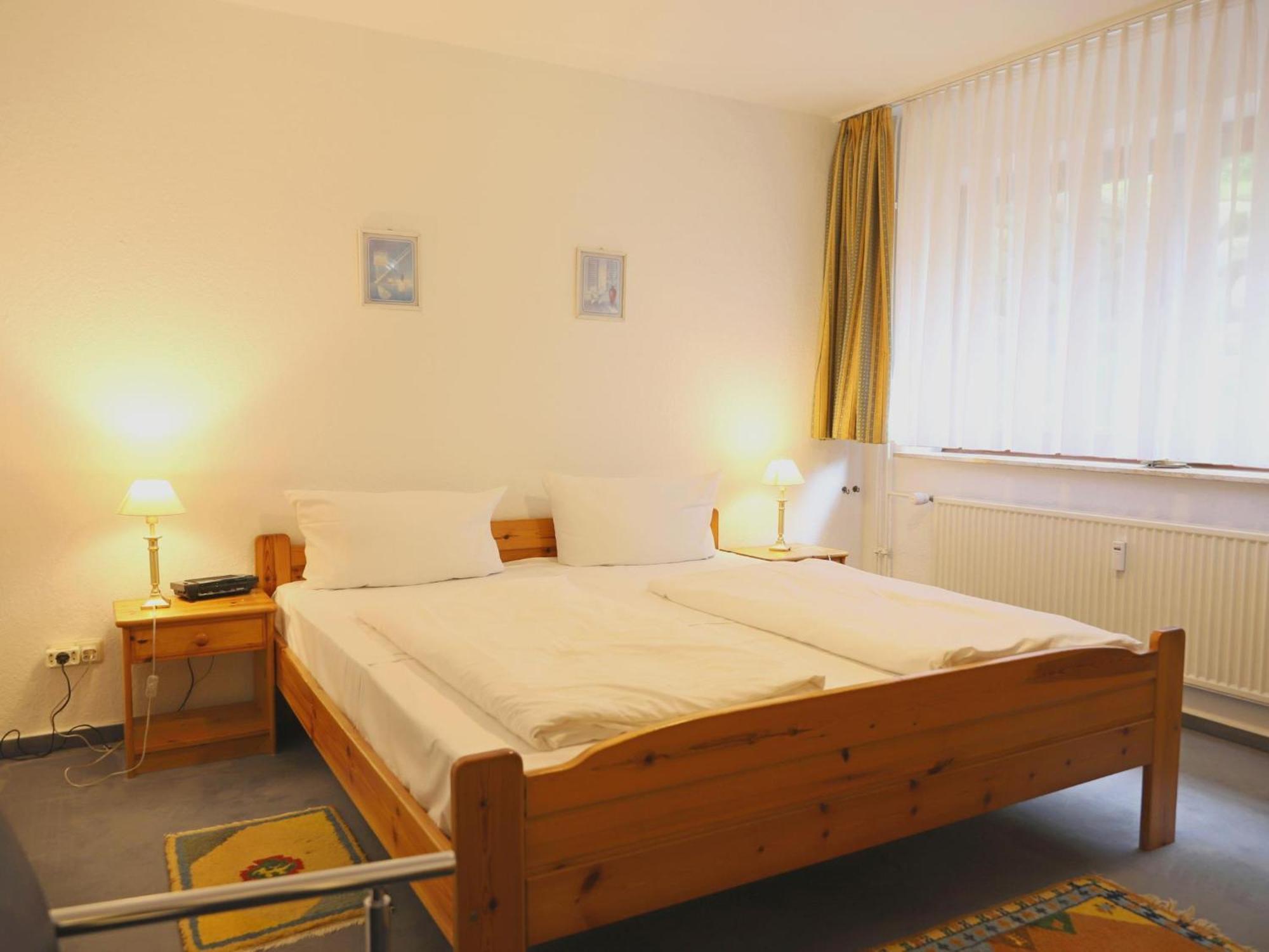 Apartment Ruhig Gelegenes Haus Am Ortseingang Von *