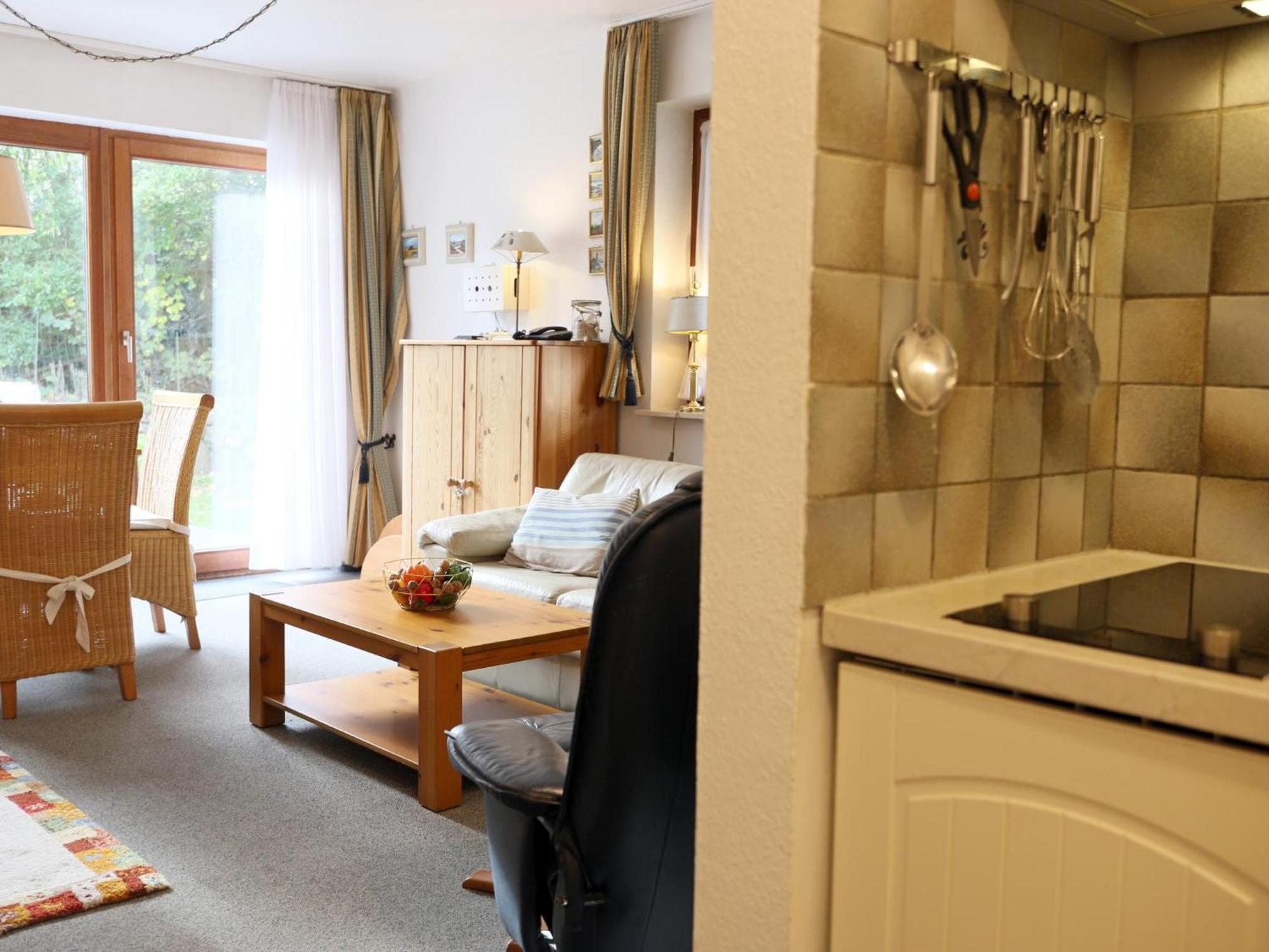 Ruhig Gelegenes Haus Am Ortseingang Von Apartment *